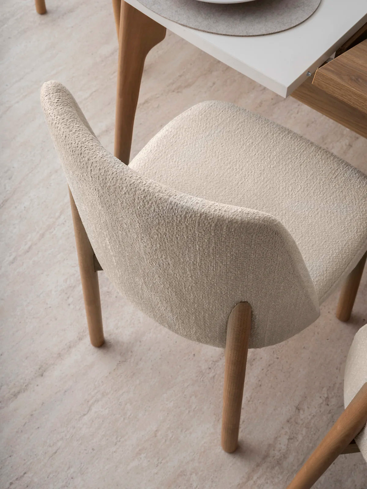 ENSEMBLE DE SALLE À MANGER BOHÈME