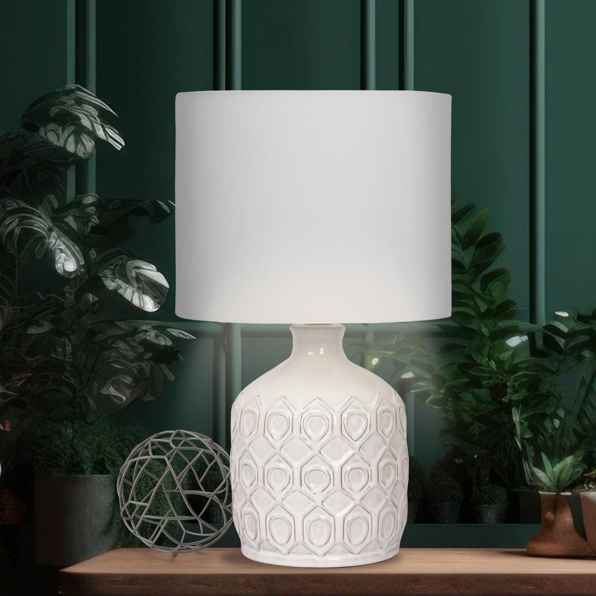 NNEDPE Ceramic Table Lamp in Cream